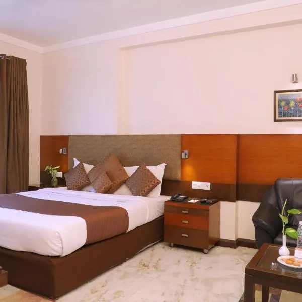 阿曼特拉舒适酒店，位于Thūr的酒店