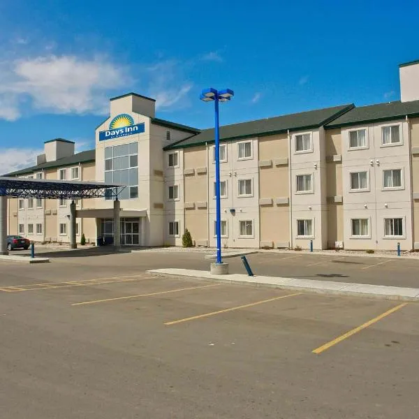 Days Inn by Wyndham Stony Plain，位于Onoway的酒店