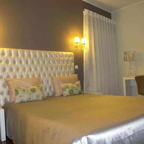 Rio Maior Hotel，位于Alvorninha的酒店