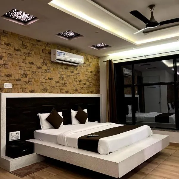 Hotel Leela Vilas Pushkar -A Boutique Hotel，位于Govindgarh的酒店