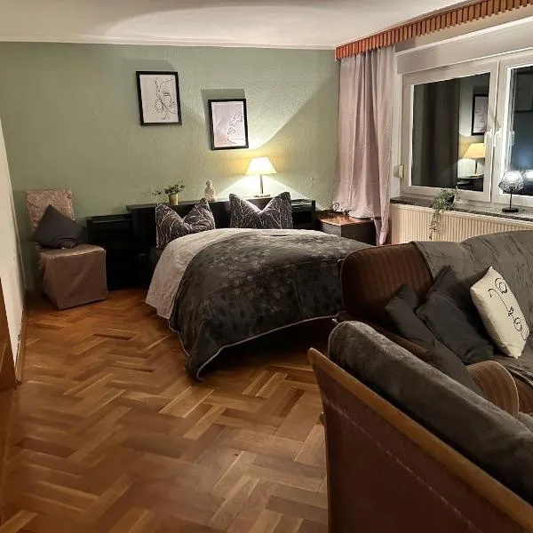 Pension FAULPELZ - Apartment，位于Breitenworbis的酒店