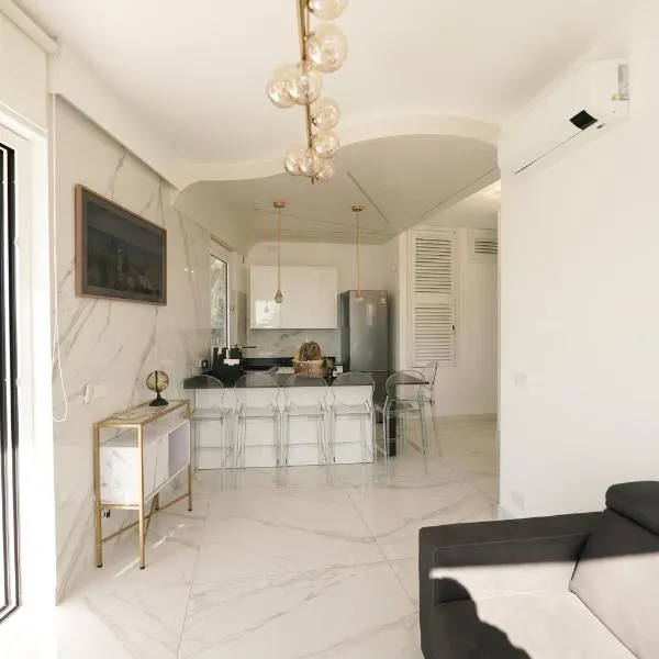 Mazzarò Luxury Apartment Taormina，位于陶尔米纳的酒店