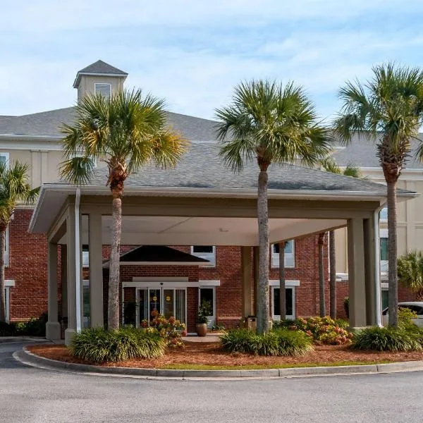 Comfort Inn & Suites Patriots Point，位于Whitehouse Plantation的酒店