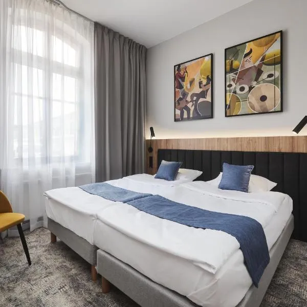 Hotel Halo Szczecin，位于什切青的酒店