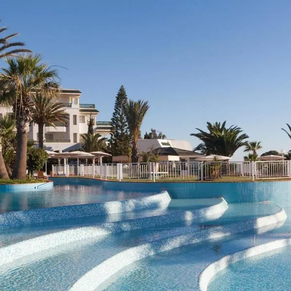 伊尔姆拉迪帕尔姆海滨酒店，位于Villa des Pins的酒店