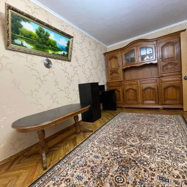 Premium new Apartament，位于Budeşti的酒店