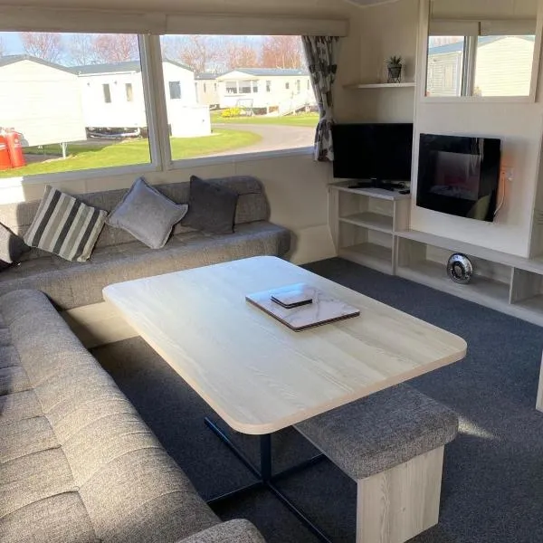 Family Caravan, Seton sands, Haven holiday village，位于爱丁堡的酒店