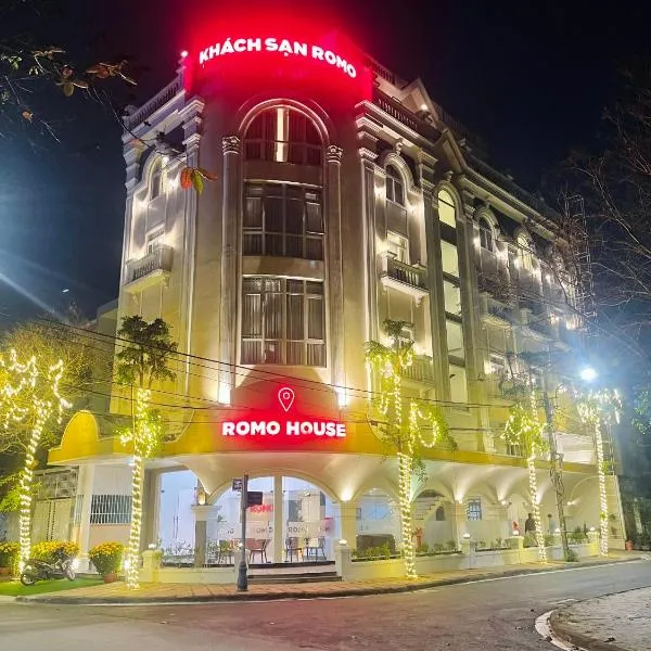 KHÁCH SẠN ROMO，位于Mỹ Khê (1)的酒店