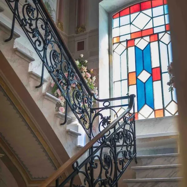 Luxury Liberty House - VILLA & SPA，位于阿尔盖罗的酒店