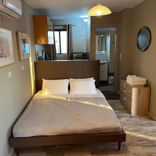 Ilias Nest 2，位于卡尔扎迈纳的酒店