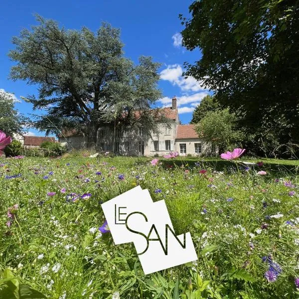 Le SAN - Chambre d'hôtes INCLUSIVE & ÉCORESPONSABLE，位于Cerneux的酒店