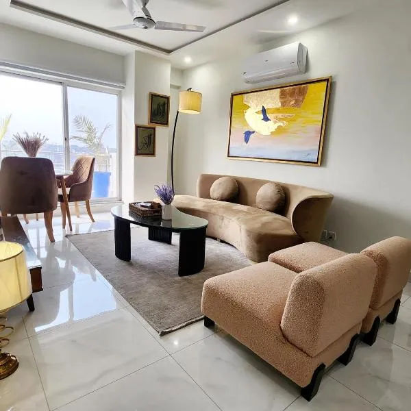 Two-Bedroom Luxury Apartment, Zameen Opal，位于拉合尔的酒店