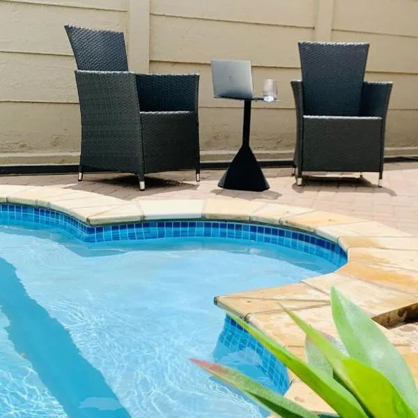 Essence Lifestyle Self-Catering Accommodation - 1523 Hochland Park，位于温特和克的酒店