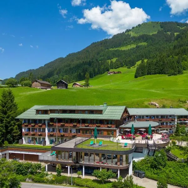 IFA Alpenhof Wildental Hotel Kleinwalsertal Adults only，位于Lechleiten的酒店