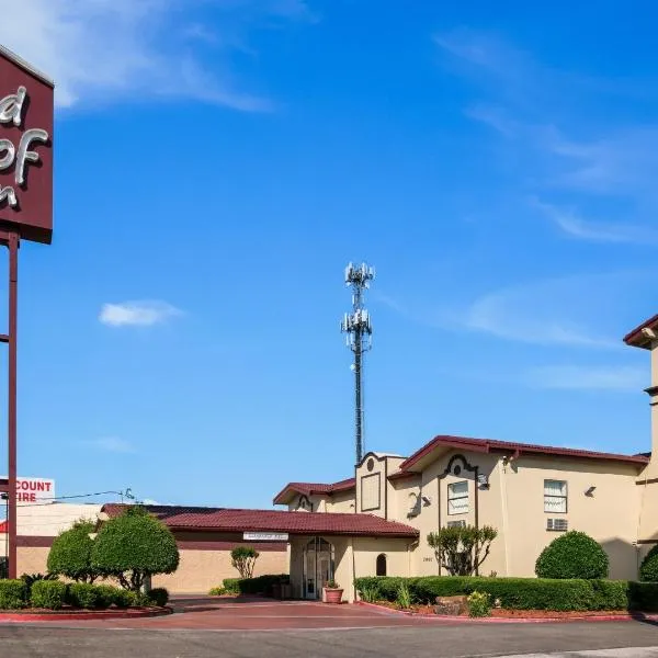 Red Roof Inn Dallas - Richardson，位于梅斯基特的酒店