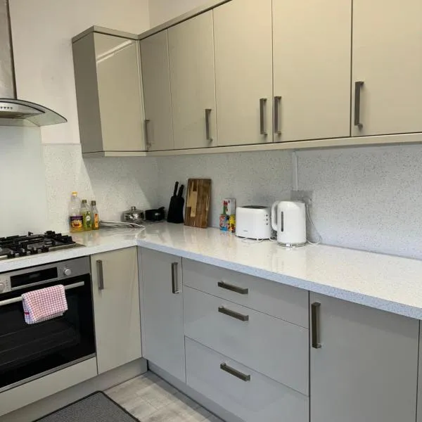 Cardiff Grangetown Stylish 3Bed House.，位于卡迪夫的酒店