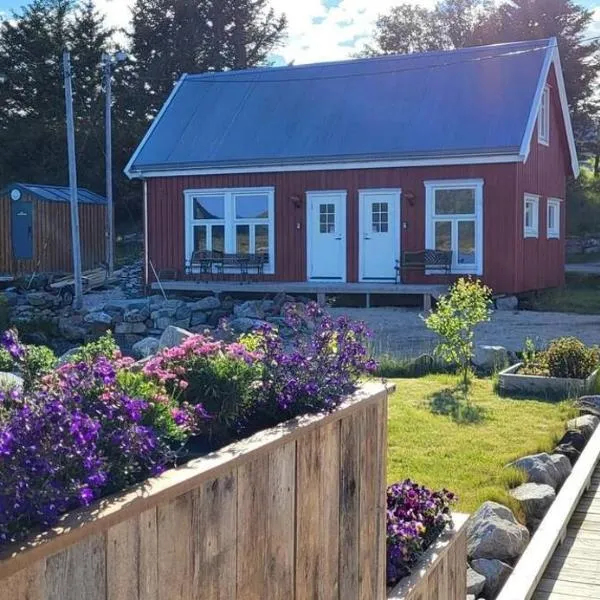 Cabin Borgvåg Small，位于Tangstad的酒店