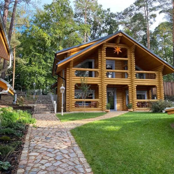 Blockhausvermietung Himmelpfort，位于Pian的酒店