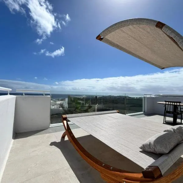 CocoMar II ~ Ocean view loft，位于瓜蒂萨的酒店