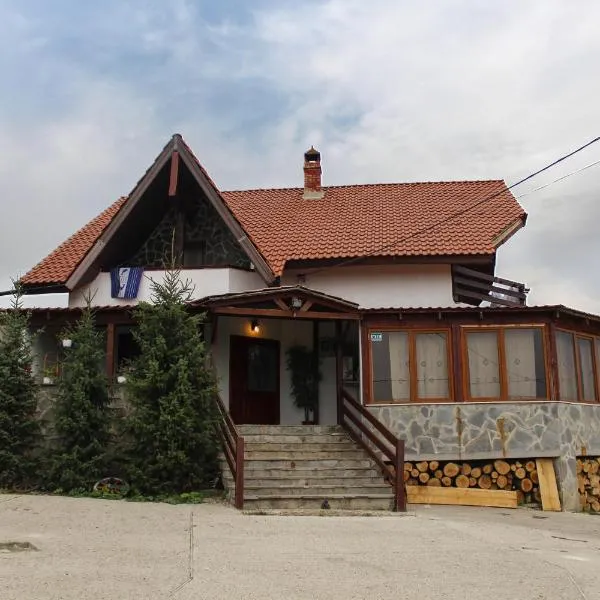 Pensiunea Taverna Bucium，位于Pietrăria的酒店