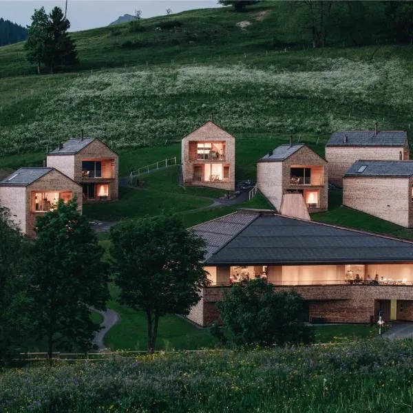 Peterhof Chalets，位于Batschuns的酒店