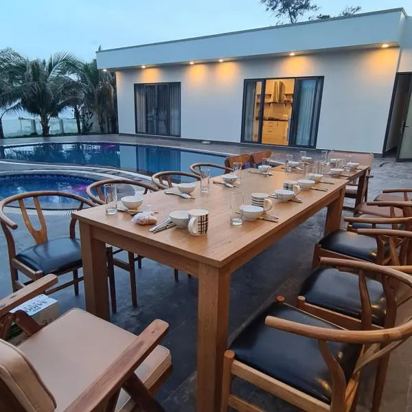 Lang Chai Beachfront Villa Phan Thiet，位于Bình Sum的酒店