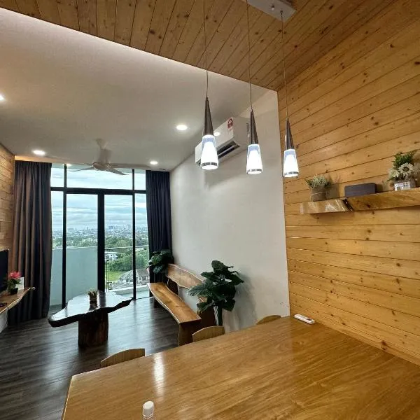 Log Theme/DFB homestay 04/City View/5min to city，位于Kampong Segong的酒店