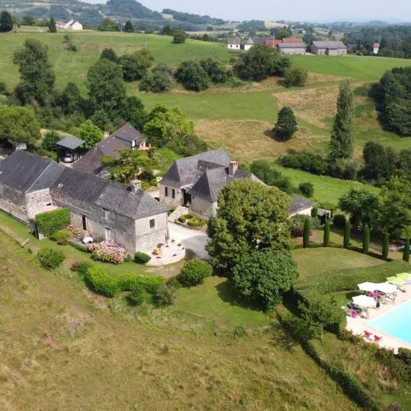 Domaine Leyvinie, gite Chardonnay, close to Dordogne，位于Coubjours的酒店