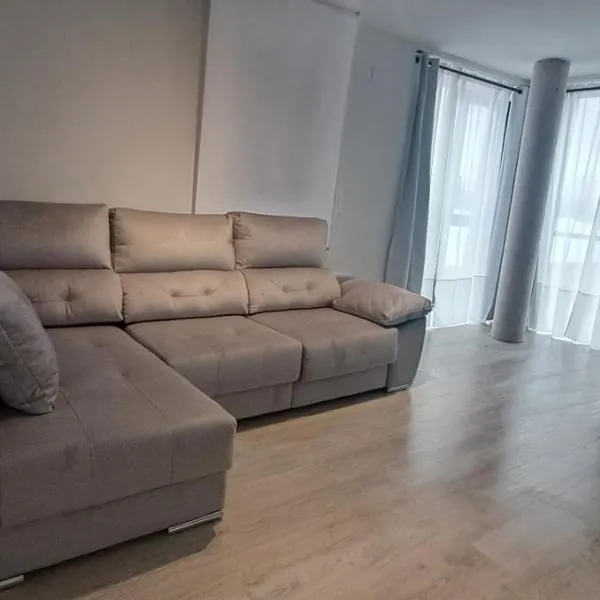 Villa lopez，位于阿雷瓦洛的酒店