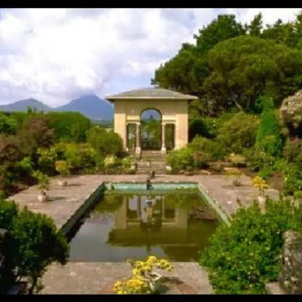 Rugged Glen Accommodation，位于格伦加里夫的酒店