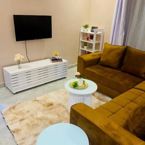 Cozy Residence II, 1 bedroom Apartment Kulambiro，位于坎帕拉的酒店