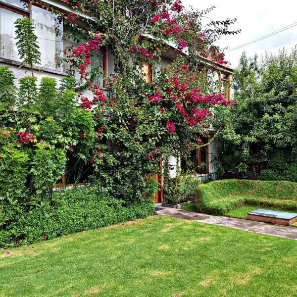 Bonanza Hospedaje，位于奥塔瓦洛的酒店