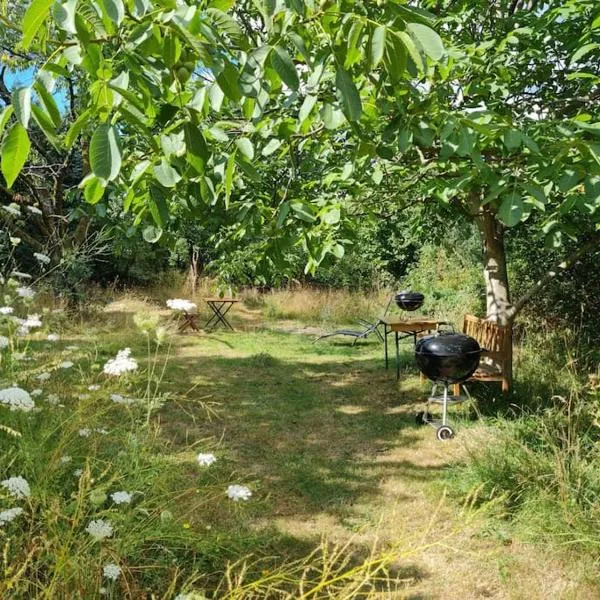 Naturnahes Wohnen in einem alten Haus mit Garten，位于温德克的酒店