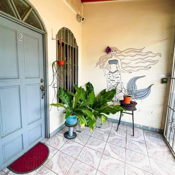Escape to Pier Sands Casita#2- Close to the Beach.，位于蓬塔雷纳斯的酒店