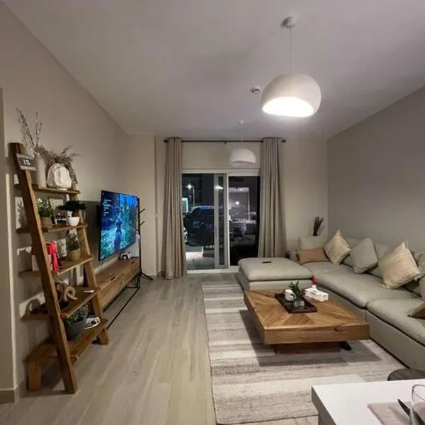 2 bedroom apartment Wabi Sabi in Yas，位于Al Rahba的酒店