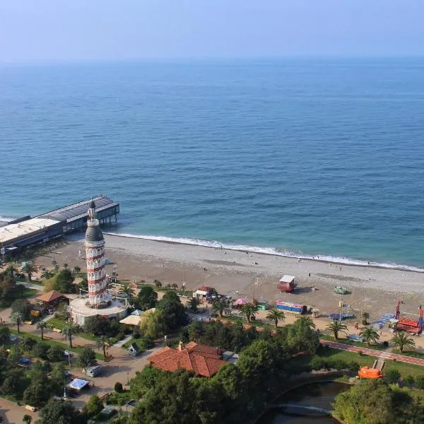 Best Location Apartments In Batumi，位于高尼奥的酒店