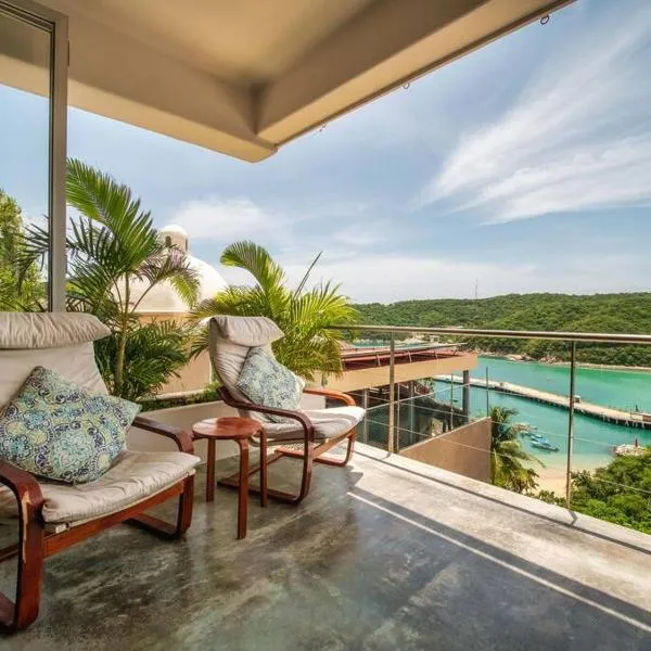 Casa Volare - Contemporary Oceanfront Villa，位于圣克鲁斯华特库的酒店