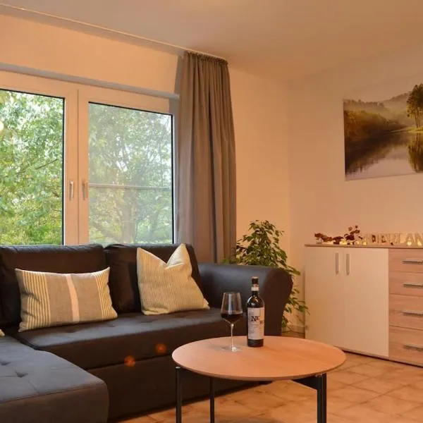 Ruhige Ferienwohnung im Grünen，位于阿恩斯贝格的酒店