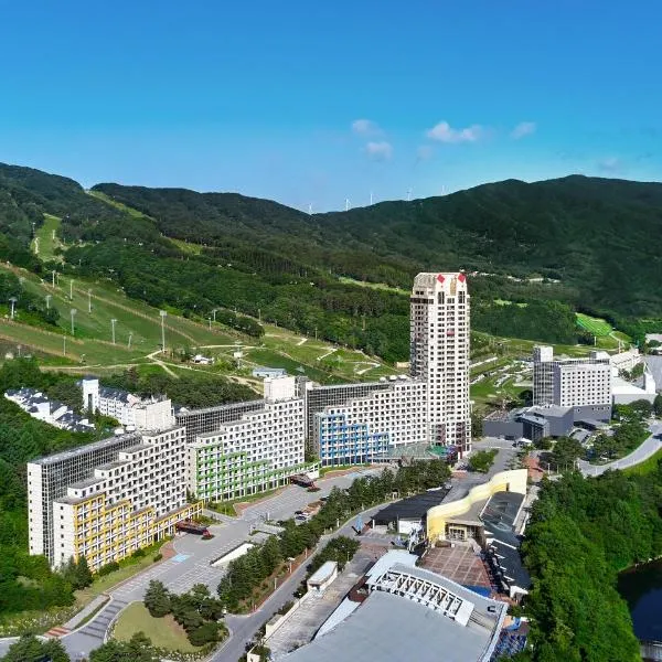 Phoenix Resort Pyeongchang，位于Kŏmul-li的酒店