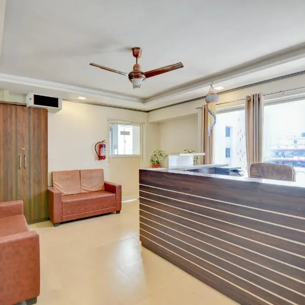 Super OYO 77978 Peaceful Stay Keshav Nagar.，位于Kharadi的酒店