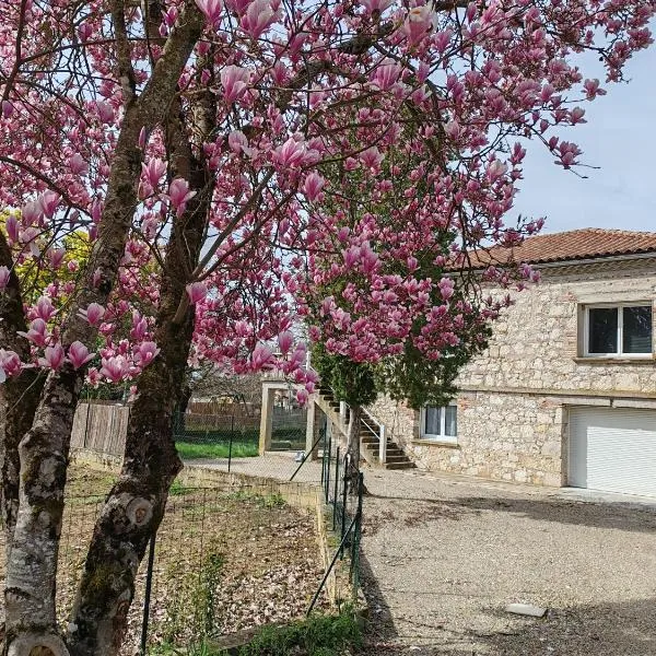 Appartement T3 NEUF proche centre ville, Clim et Parking et Centrale EDF，位于Valence的酒店