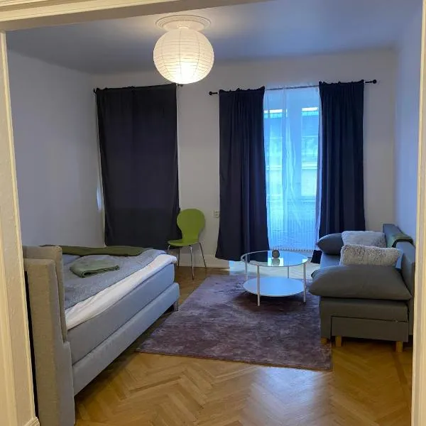 Comfort appartment in Värnhem, Malmö，位于卢马的酒店