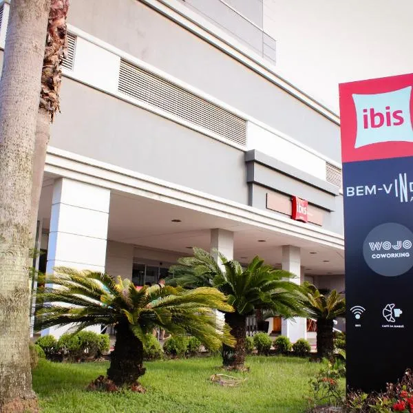 ibis Sao Jose，位于São Pedro de Alcântara的酒店