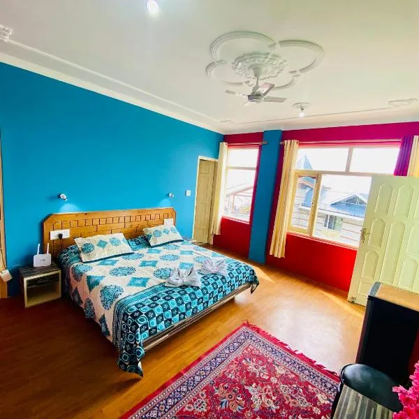 Jagatram Niwas Guesthouse Dharamkot，位于达兰萨拉的酒店