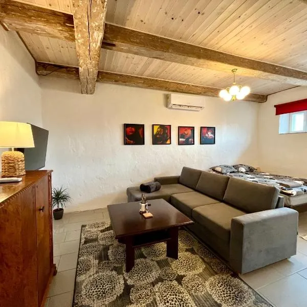 Valgeranna Apartment，位于派尔努的酒店