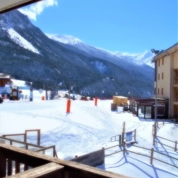 Les Balcons PROCHE PARC NATIONAL VANOISE appartements 2 pièces 6 pers MONTAGNE SUPERIEUR，位于泰尔米尼翁的酒店