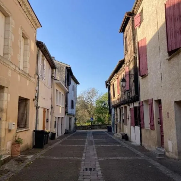 Superbe T3 dans le quartier historique de Marmande，位于马尔芒德的酒店