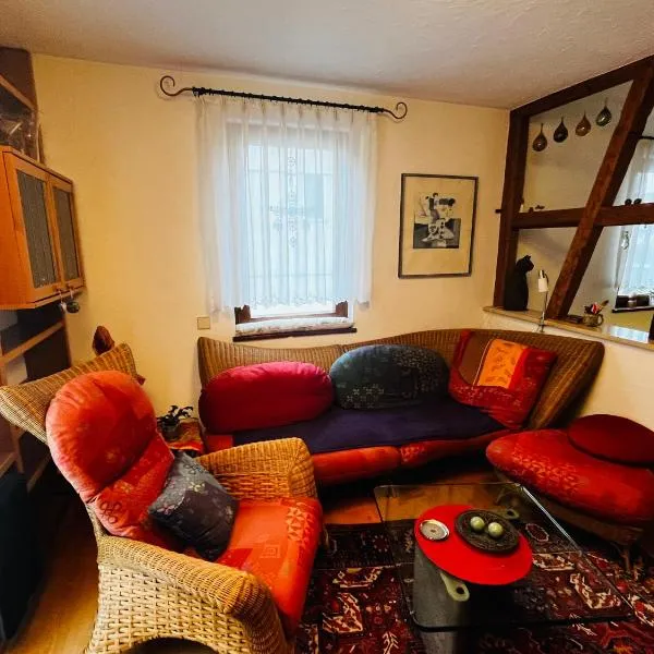 Torbogenstübchen，位于奥斯特菲尔登的酒店