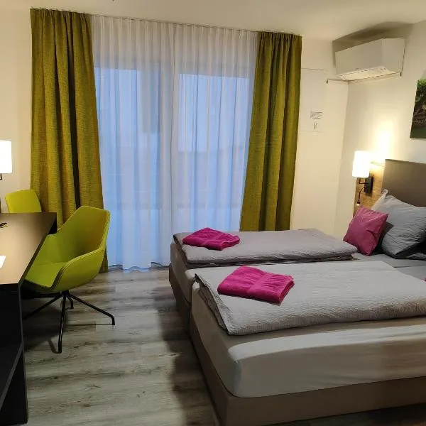 Hotel Gästehaus Stock Zimmer Wasserfall，位于腓特烈港的酒店