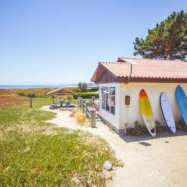 The Red Roof house Lobos-Wolf Beach，位于皮奇勒姆的酒店